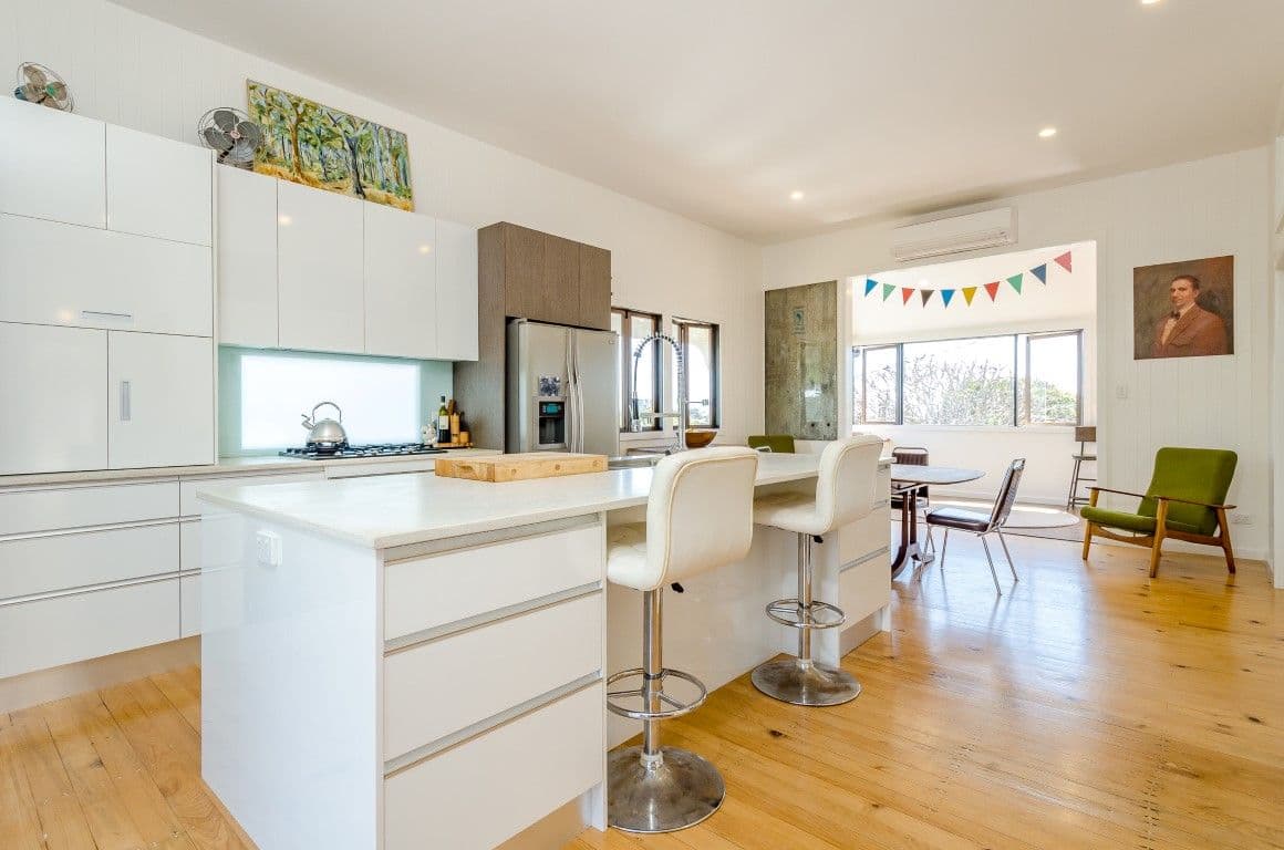 9 Worthington Street, West Gladstone QLD 4680, West Gladstone - Thumbnail 2