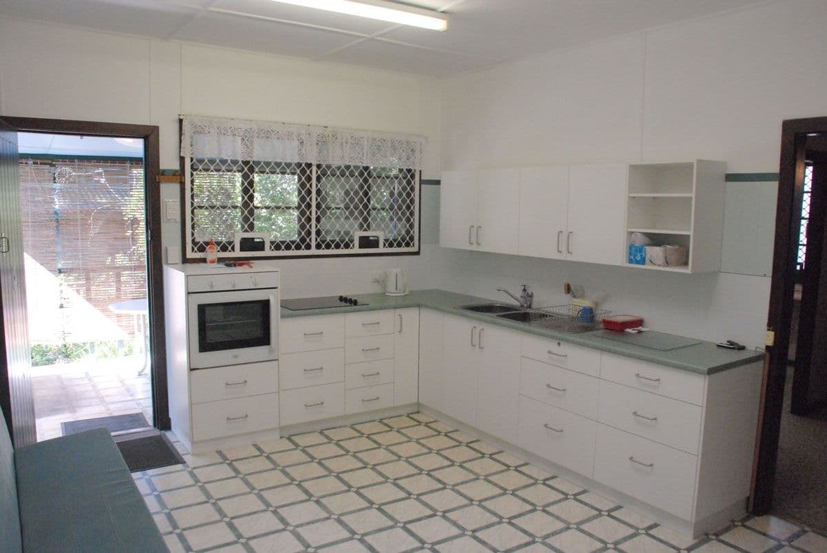 49 Dickens Street, NORMAN PARK QLD 4170, Norman Park - Thumbnail 4