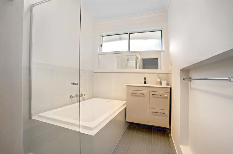 7 Hakea Street, WATSONIA NORTH VIC 3087, Watsonia North - Thumbnail 6