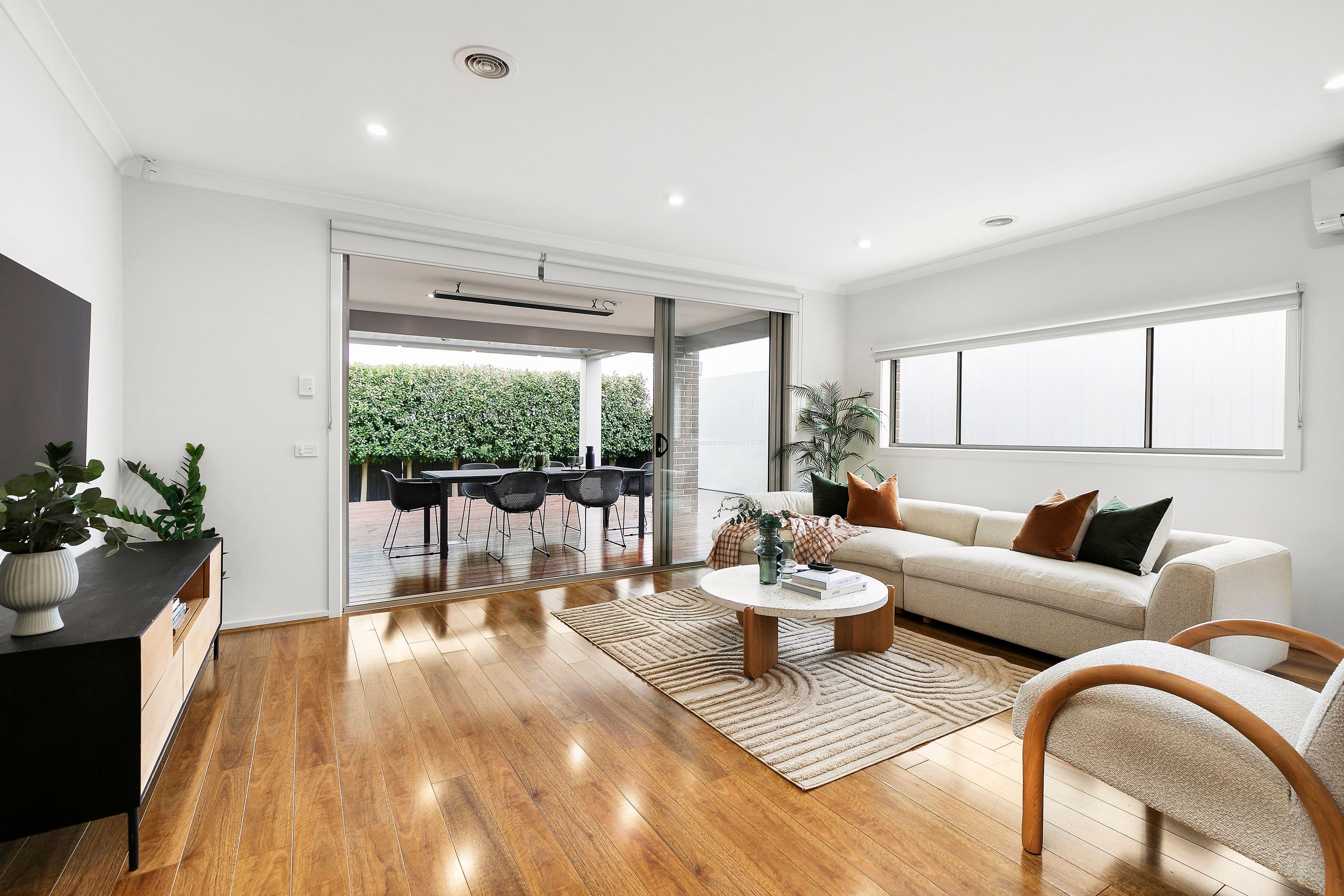 25 Scarlet Drive, Greenvale VIC 3059, Greenvale - Thumbnail 2