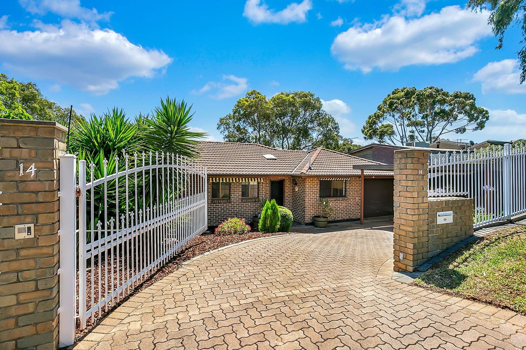 14 Mitford Road, Happy Valley SA 5159, Happy Valley - Thumbnail 2