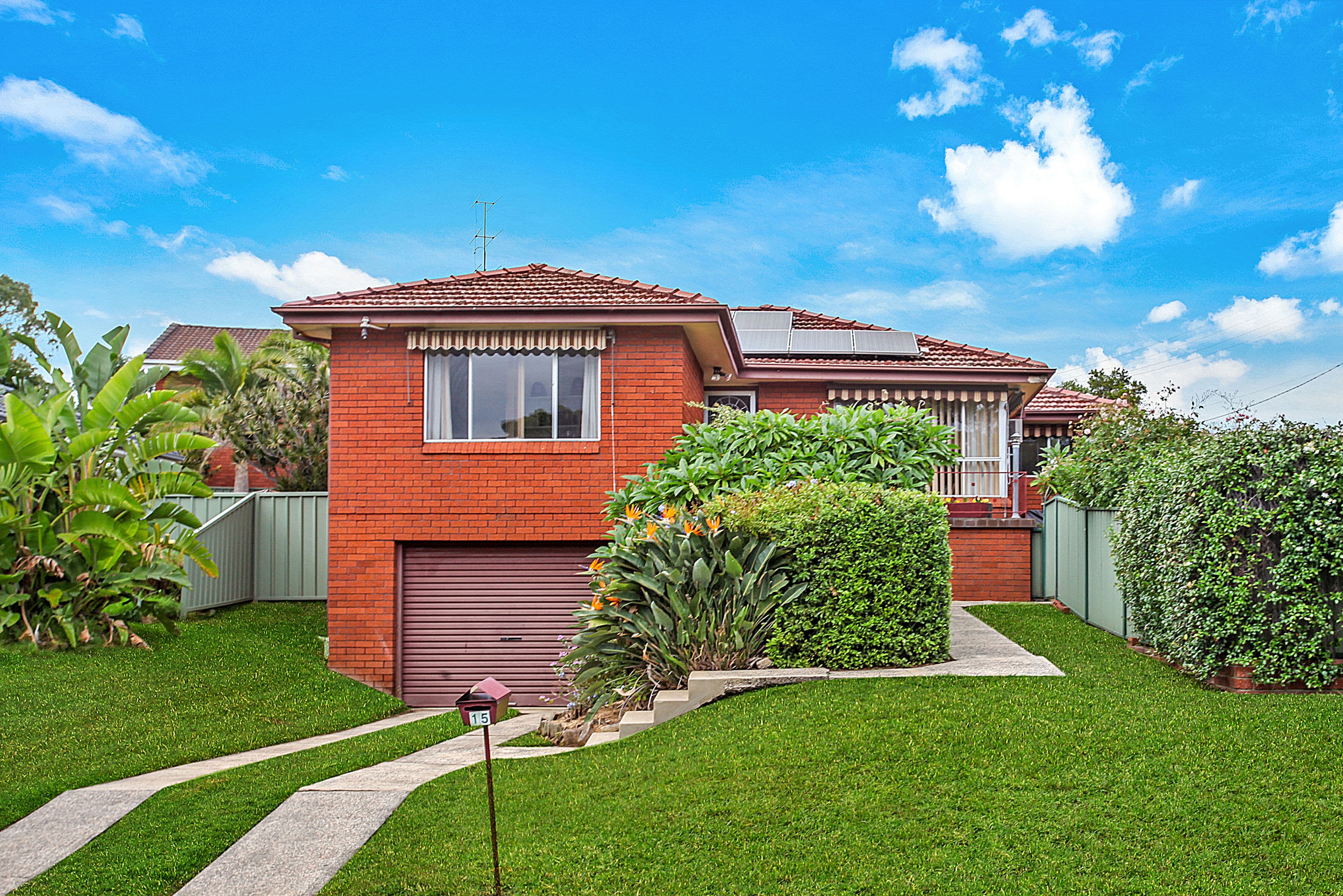 15 Exmouth Road, Kanahooka - Image 1