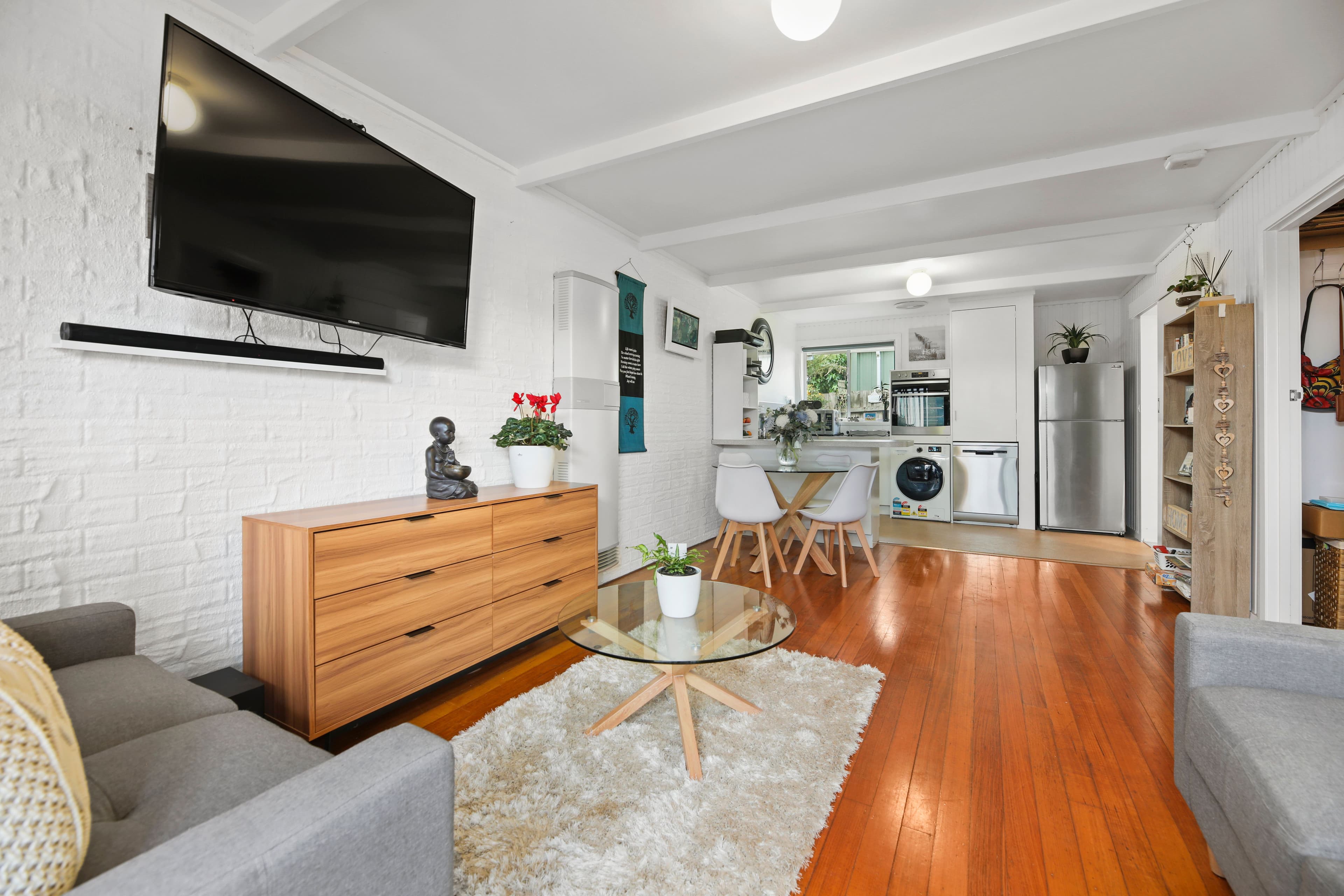 4 Caton Street, Warragul VIC 3820, Warragul - Thumbnail 3