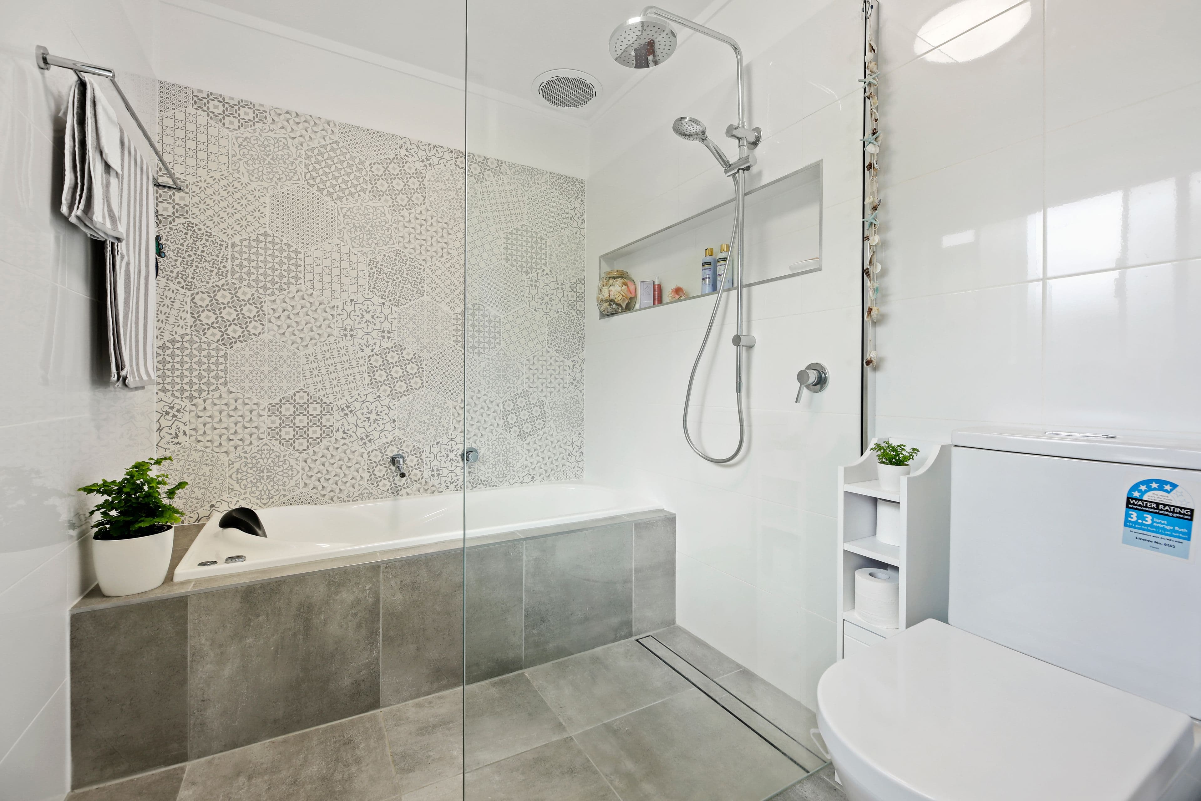 4 Caton Street, Warragul VIC 3820, Warragul - Thumbnail 5