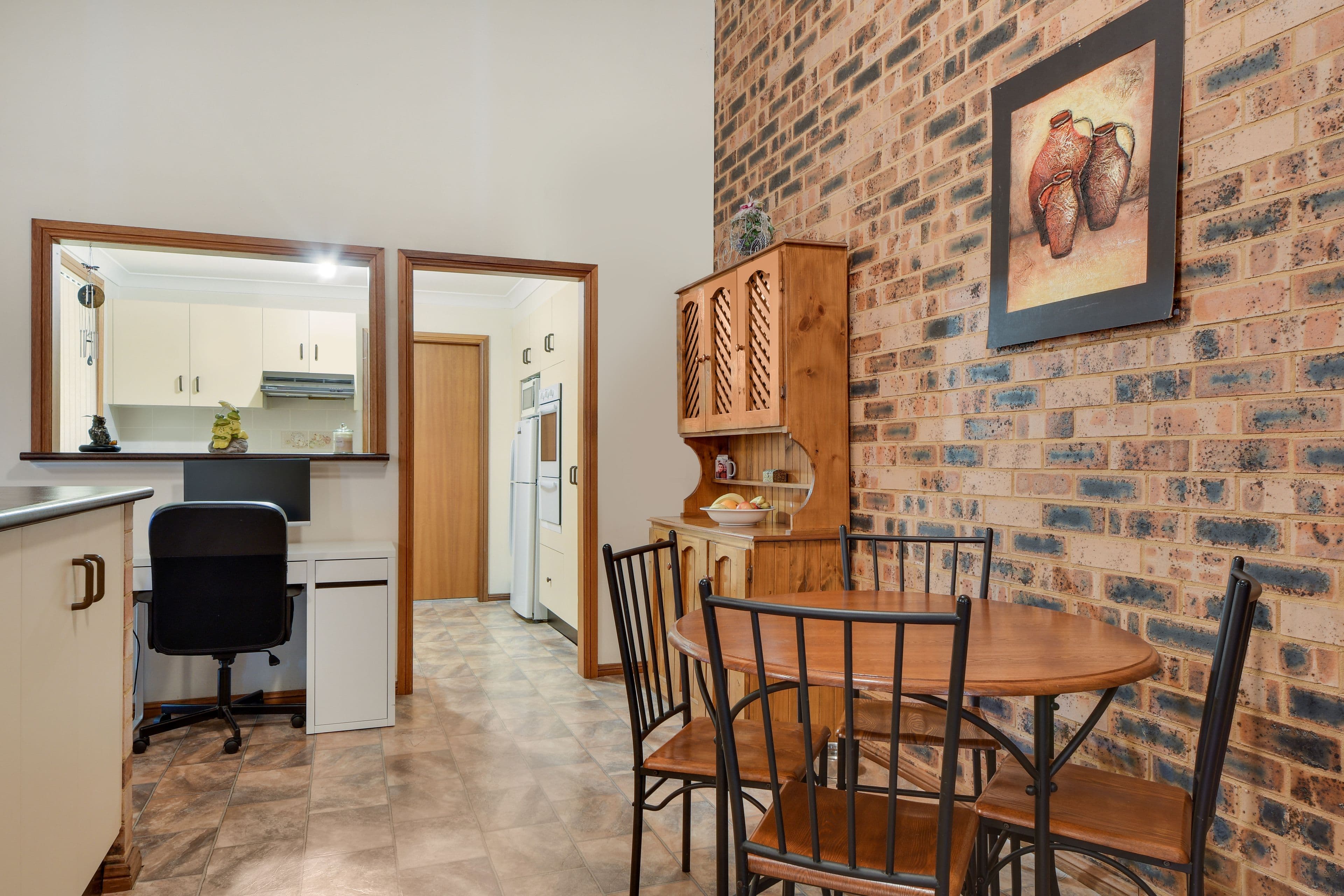 63 Potoroo Avenue, St Helens Park - Thumbnail 4