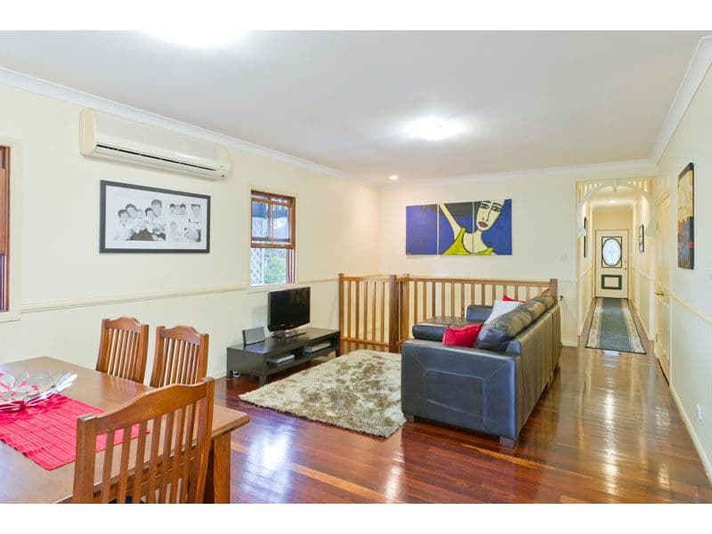 30 Dovedale Crescent, Ashgrove QLD 4060, Ashgrove - Thumbnail 3