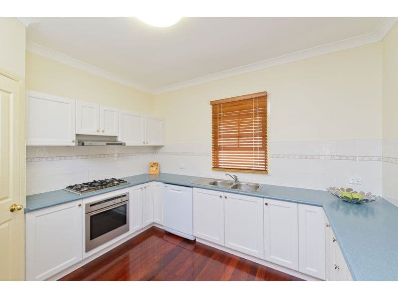 30 Dovedale Crescent, Ashgrove QLD 4060, Ashgrove - Thumbnail 4