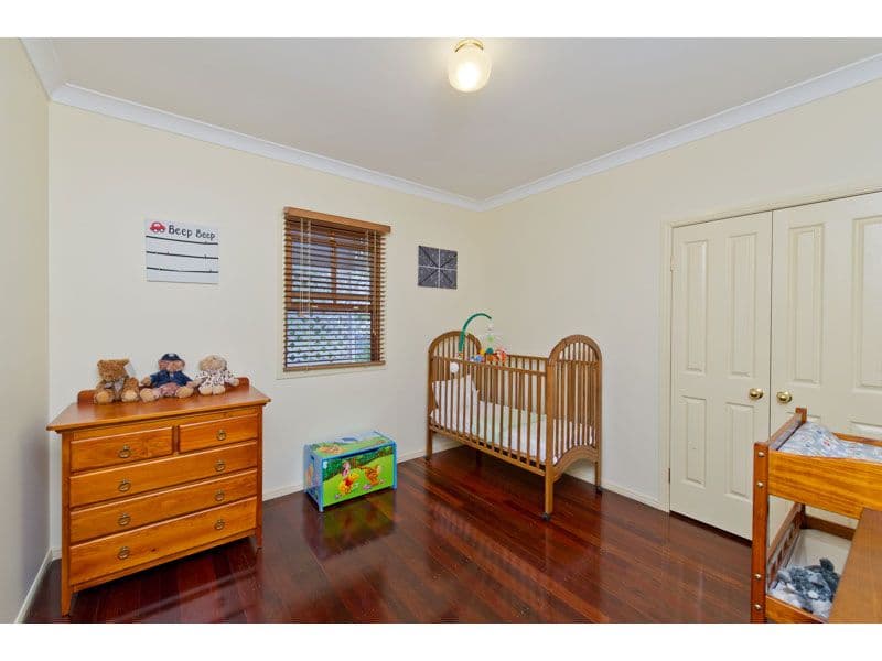 30 Dovedale Crescent, Ashgrove QLD 4060, Ashgrove - Thumbnail 7