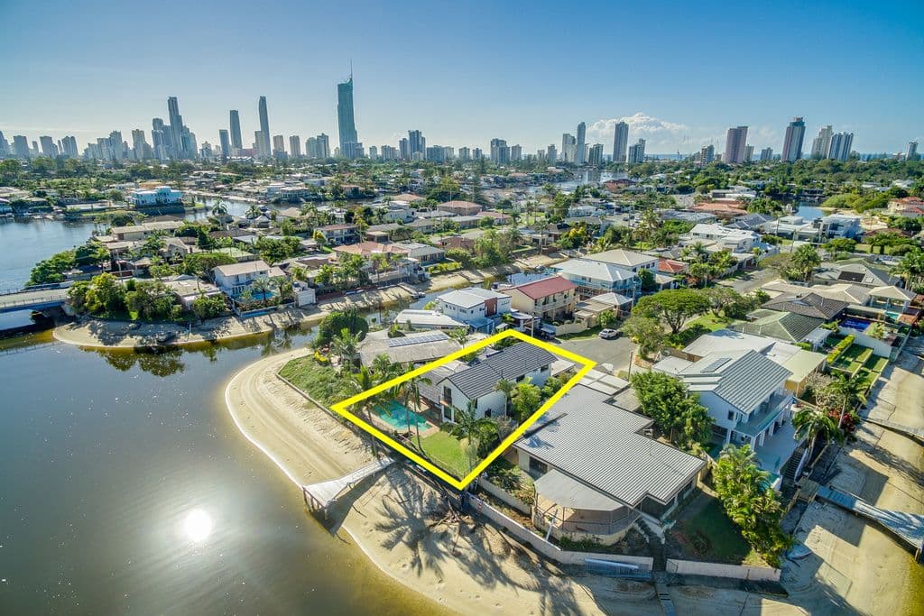 17 Bahia Court, Broadbeach Waters QLD 4218, Broadbeach Waters - Thumbnail 2