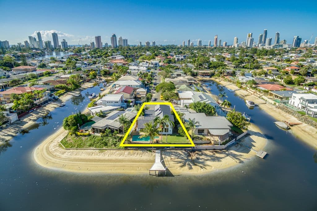 17 Bahia Court, Broadbeach Waters QLD 4218, Broadbeach Waters - Thumbnail 3