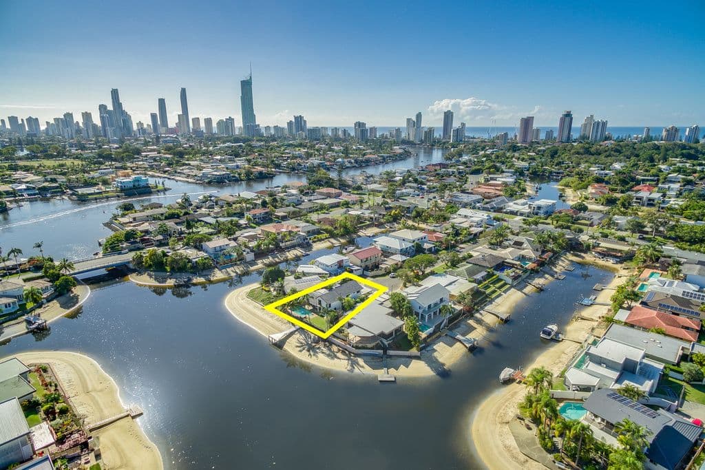 17 Bahia Court, Broadbeach Waters QLD 4218, Broadbeach Waters - Thumbnail 4