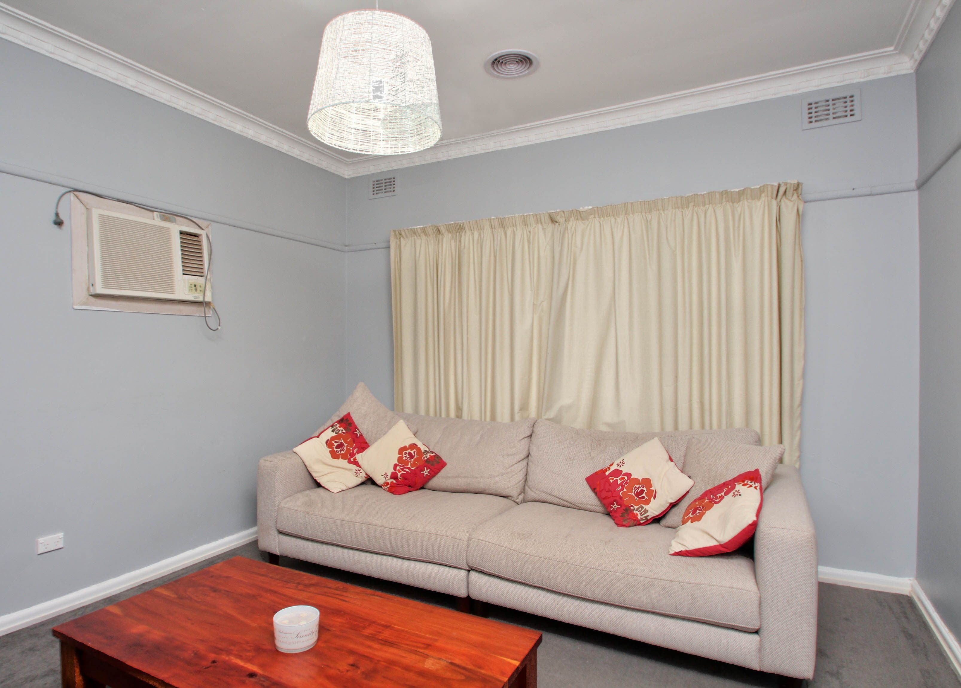 15 Lisfarron Avenue, Cobram VIC 3644, Cobram - Thumbnail 3