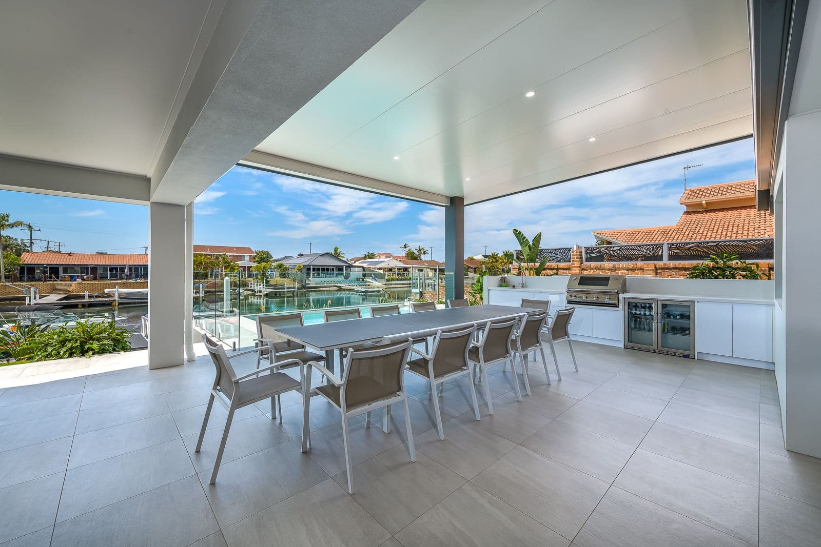 36 Walter Raleigh Crescent, Hollywell QLD 4216, Hollywell - Thumbnail 2