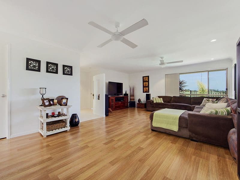 6 Amanu Crescent, Pacific Pines QLD 4211, Pacific Pines - Thumbnail 4