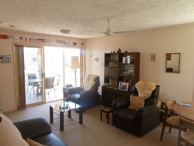 27 Stephens Street, BURLEIGH HEADS QLD 4220, Burleigh Heads - Thumbnail 2