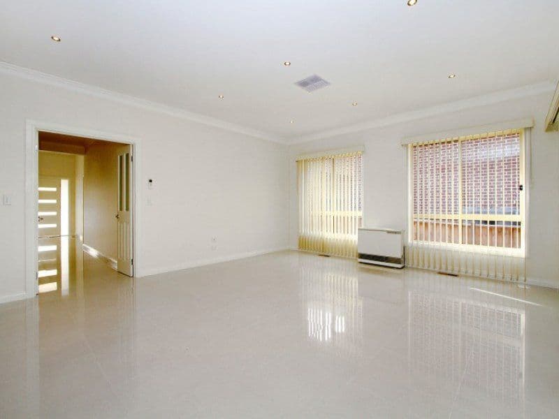 62 Worcester Crescent, BUNDOORA VIC 3083, Bundoora - Thumbnail 6