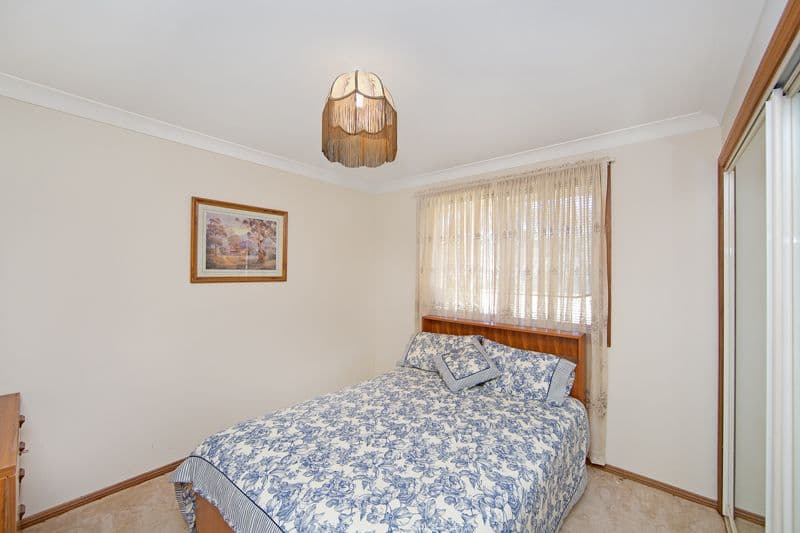 37 Sir Joseph Banks Drive, BATEAU BAY NSW 2261, Bateau Bay - Thumbnail 5