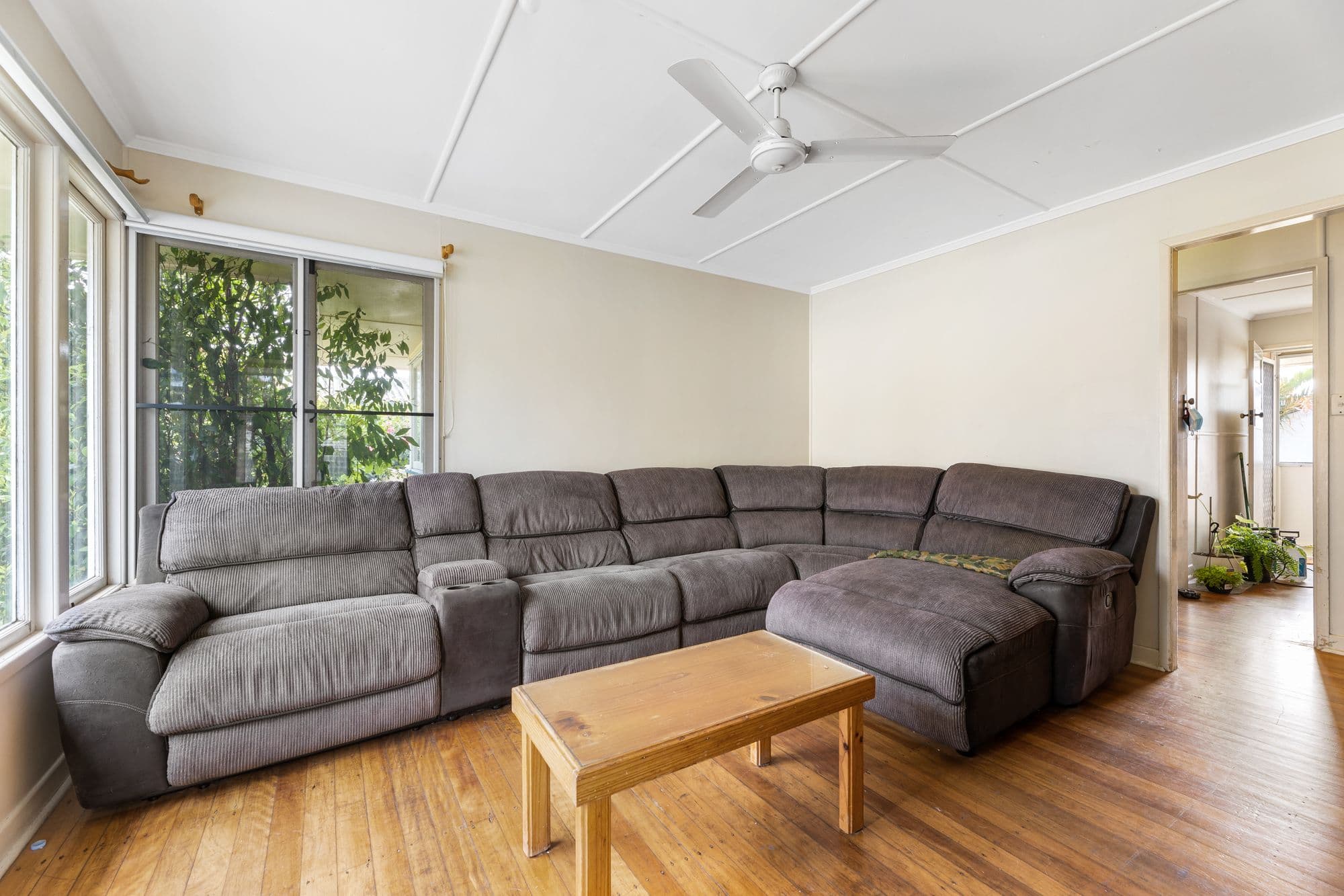 25 Recreation Street, Redcliffe QLD 4020, Redcliffe - Thumbnail 2