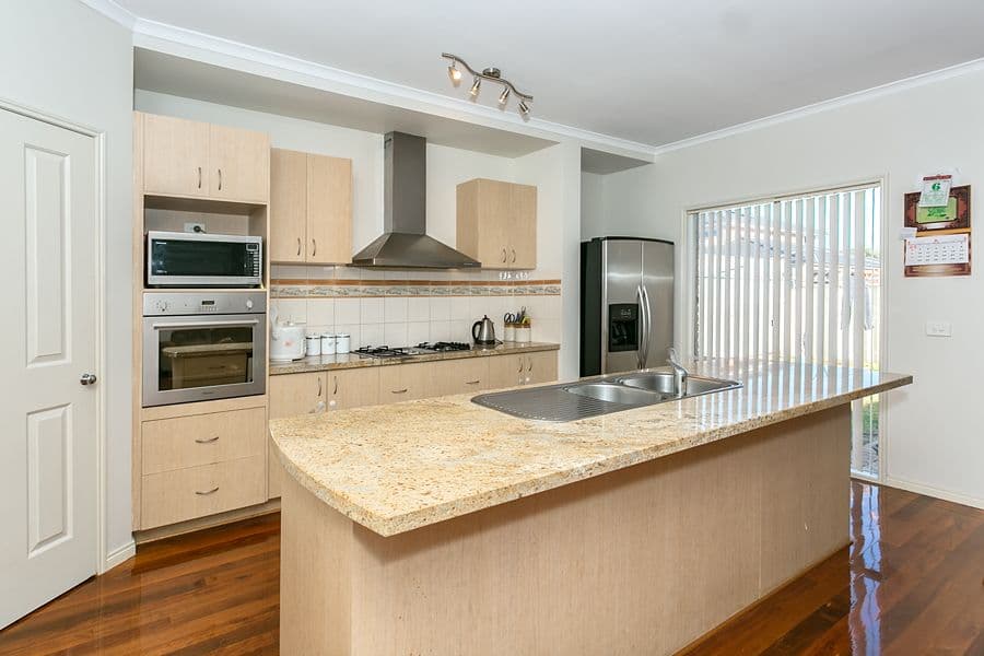 15 Homebush Road, CAIRNLEA VIC 3023, Cairnlea - Thumbnail 4