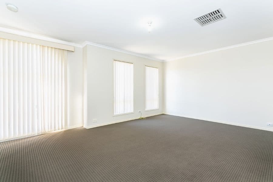 15 Homebush Road, CAIRNLEA VIC 3023, Cairnlea - Thumbnail 6