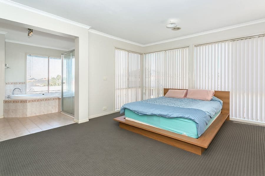15 Homebush Road, CAIRNLEA VIC 3023, Cairnlea - Thumbnail 7