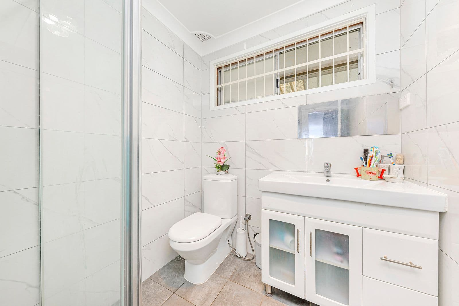 2 Larow Place, Bonnyrigg NSW 2177, Bonnyrigg - Thumbnail 3