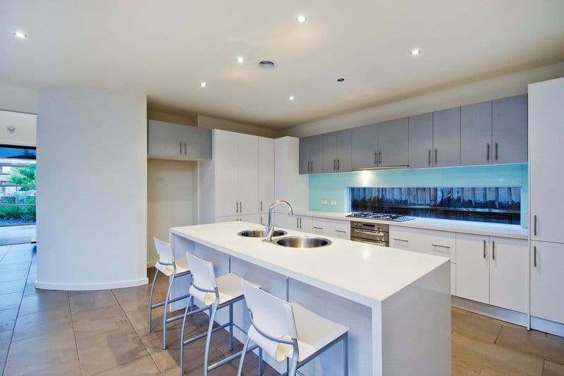 19  Seasons Boulevard, TARNEIT VIC 3029, Tarneit - Thumbnail 3