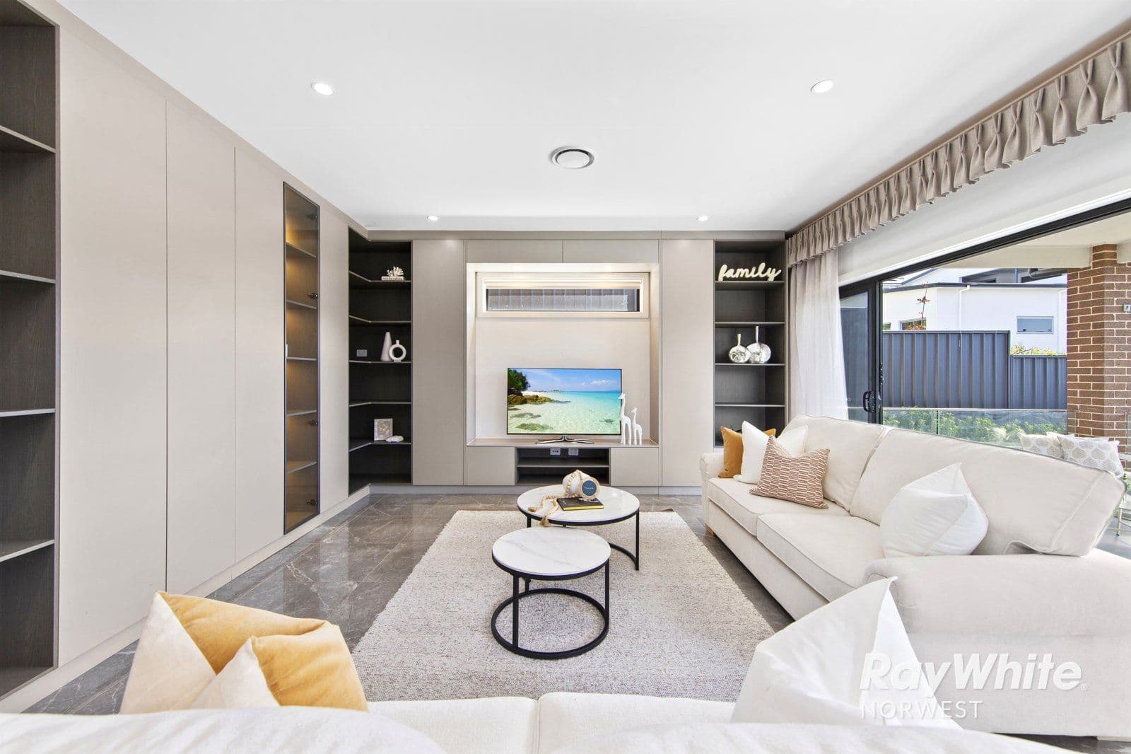 14 Jervis Place, North Kellyville NSW 2155, North Kellyville - Thumbnail 2