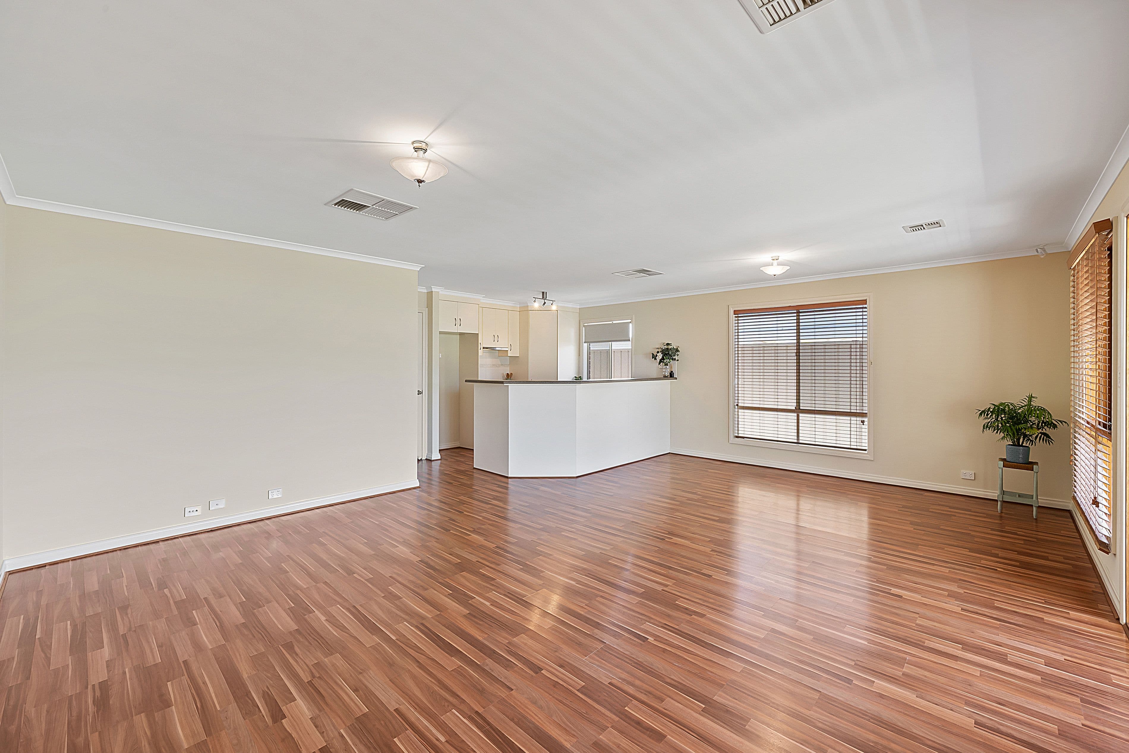 22 Macedonia Street, Taperoo SA 5017, Taperoo - Thumbnail 2