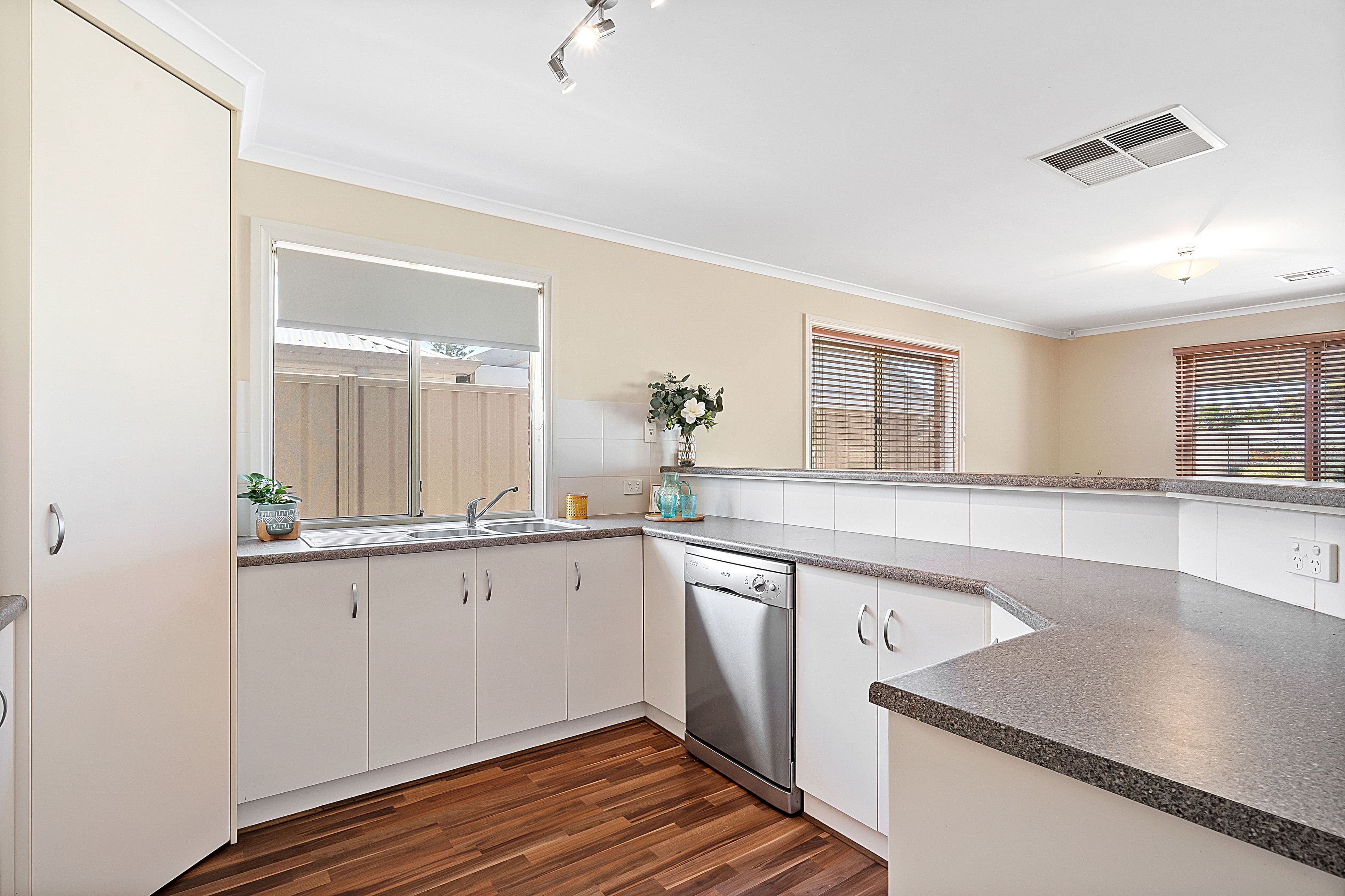 22 Macedonia Street, Taperoo SA 5017, Taperoo - Thumbnail 5