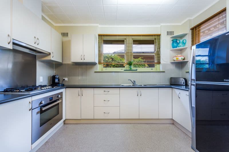 11 Sanderson Street, PETERHEAD SA 5016, Peterhead - Thumbnail 2