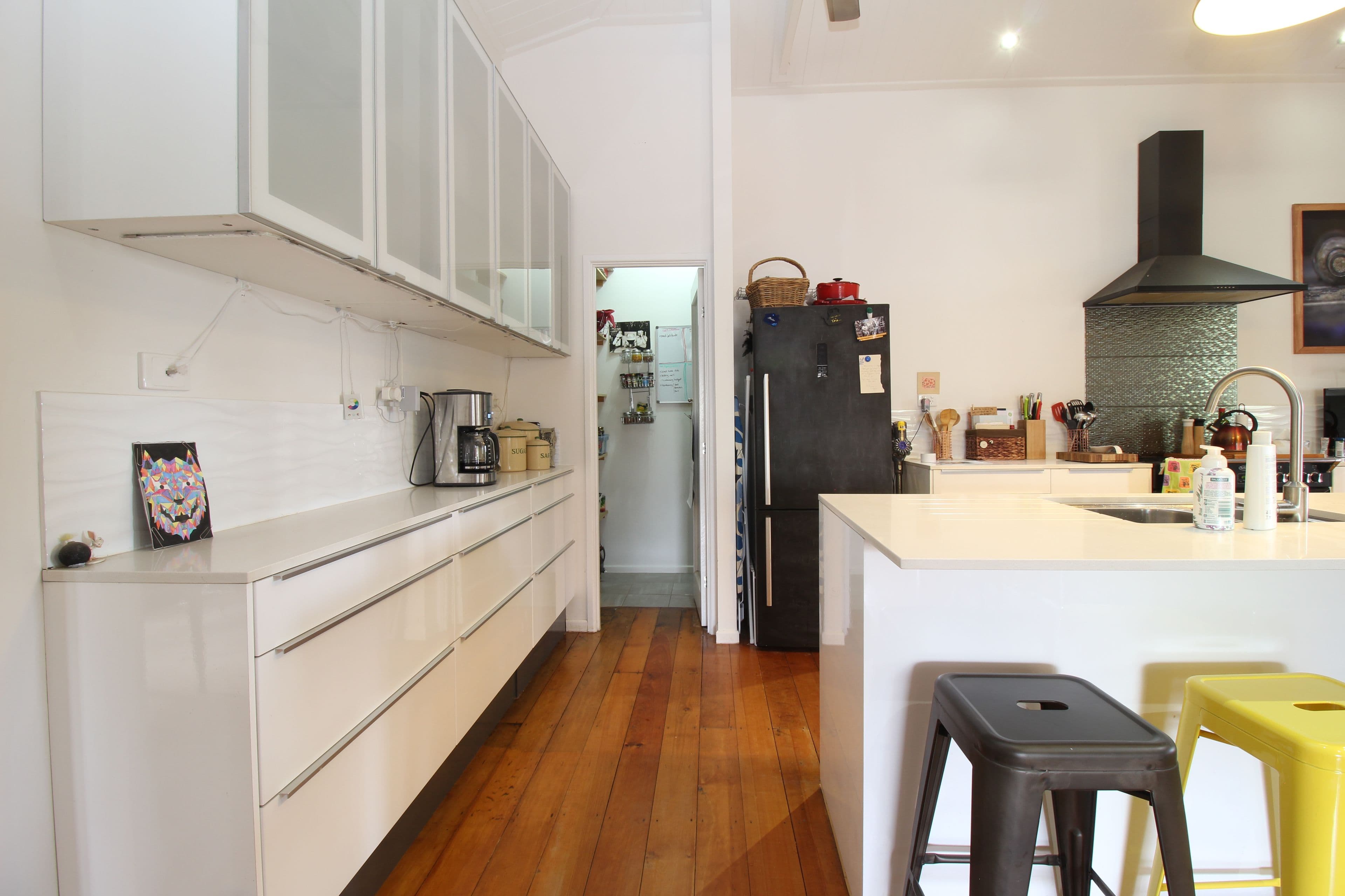 25 Theresa Street, Emerald QLD 4720, Emerald - Thumbnail 4