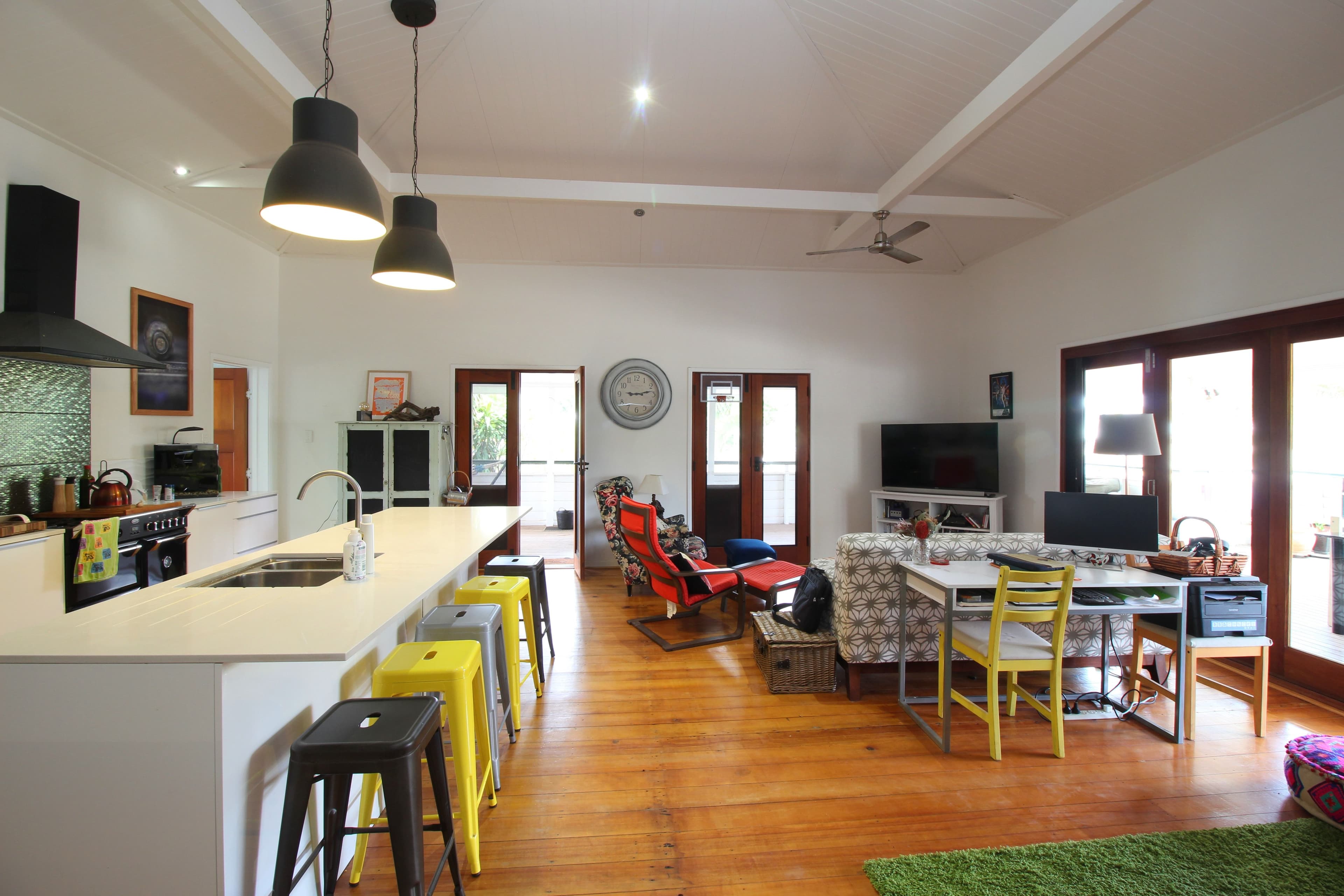 25 Theresa Street, Emerald QLD 4720, Emerald - Thumbnail 6