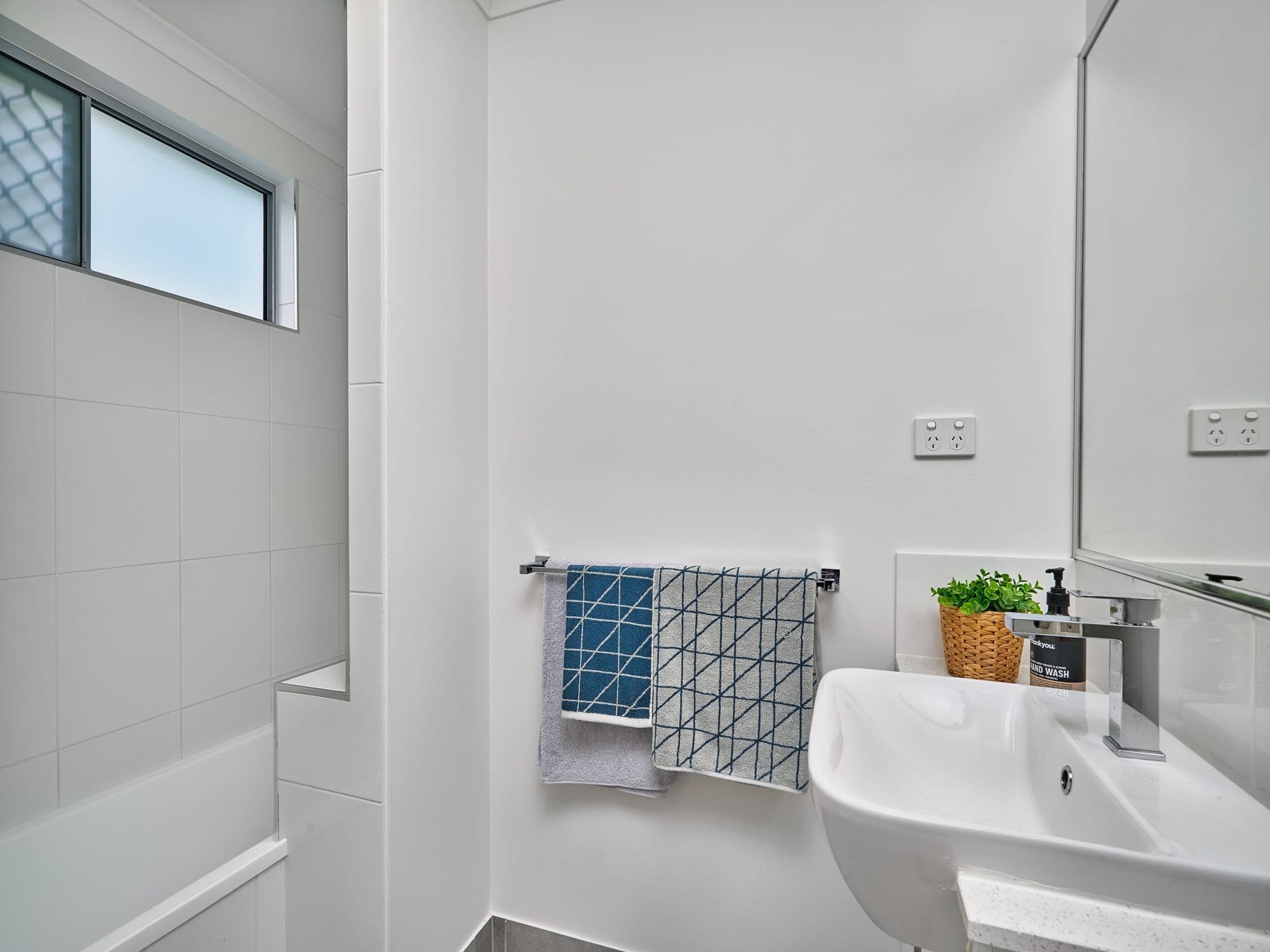 211-213 Kamerunga Road, Freshwater QLD 4870, Freshwater - Thumbnail 7
