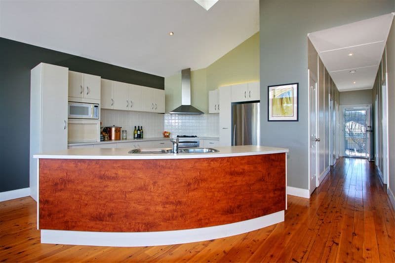 10  Northcote Street, COLEDALE NSW 2515, Coledale - Thumbnail 4