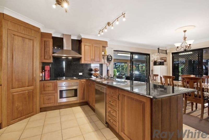 32 Cairns Crescent, Deception Bay QLD 4508, Deception Bay - Thumbnail 2