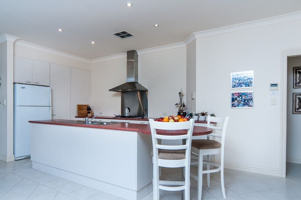48 Sandalwood Crescent, FLAGSTAFF HILL SA 5159, Flagstaff Hill - Thumbnail 5