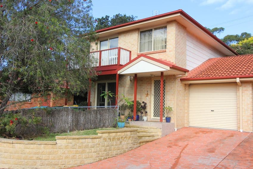 4 Madison Place, BERKELEY VALE NSW 2261, Berkeley Vale - Image 1