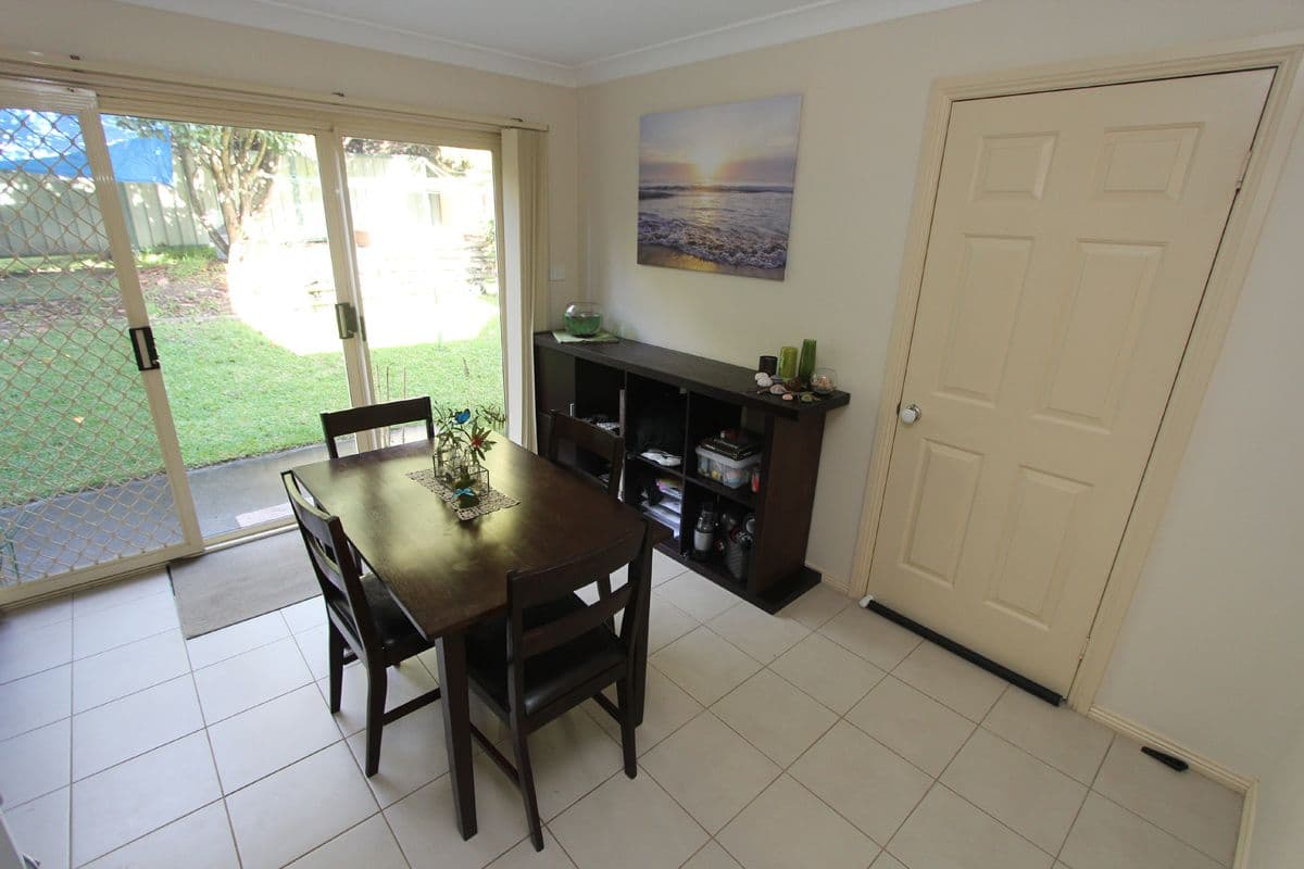 4 Madison Place, BERKELEY VALE NSW 2261, Berkeley Vale - Thumbnail 4