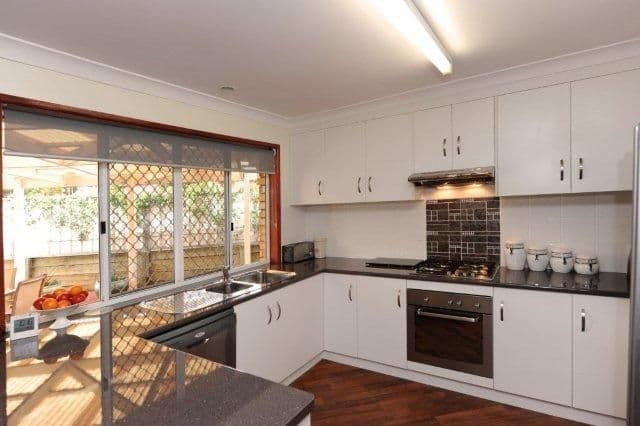 9  Robindale Drive, DARLING HEIGHTS QLD 4350, Darling Heights - Thumbnail 2