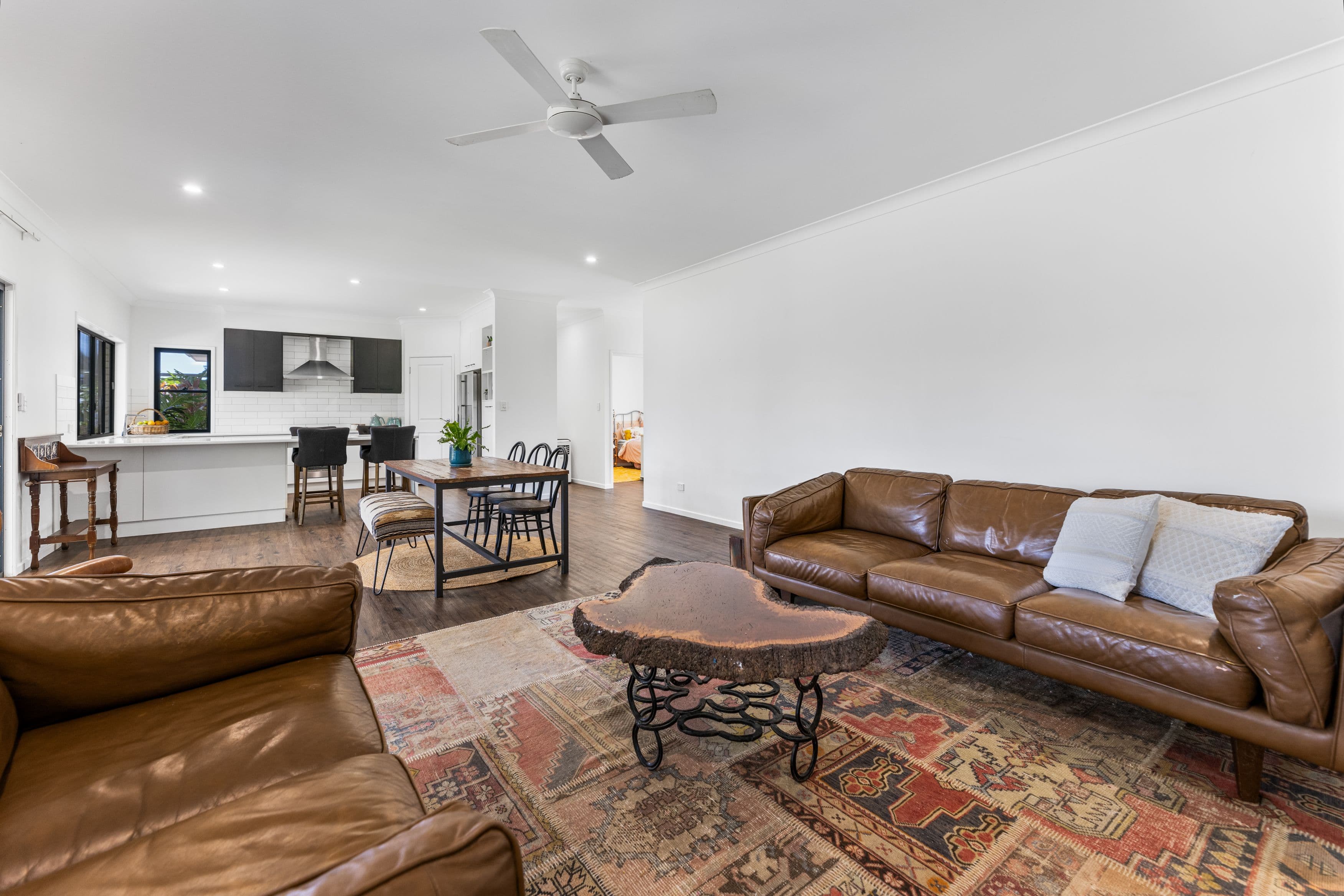 43-45 Anthoulla Avenue, Woodford QLD 4514, Woodford - Thumbnail 7