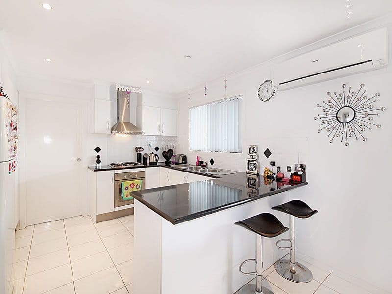 77 Lipscombe Road, Deception Bay QLD 4508, Deception Bay - Thumbnail 2