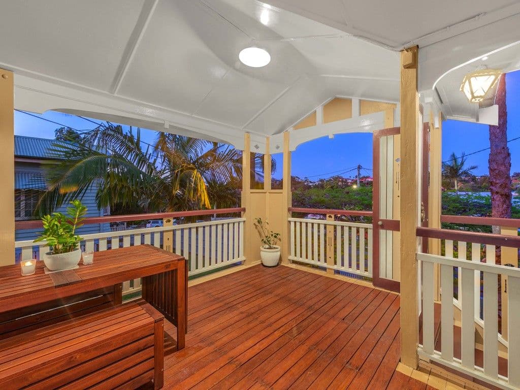 5 Peasant Street, Holland Park West QLD 4121, Holland Park West - Thumbnail 2