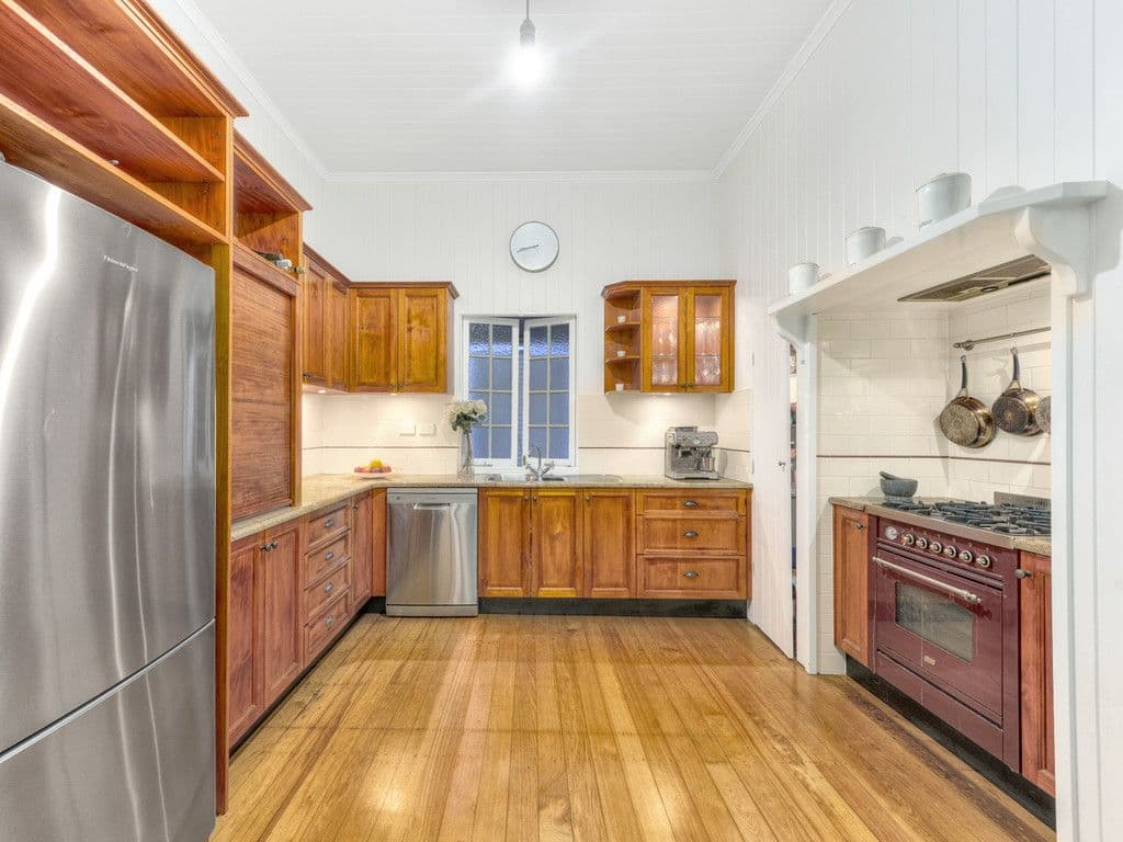 5 Peasant Street, Holland Park West QLD 4121, Holland Park West - Thumbnail 7