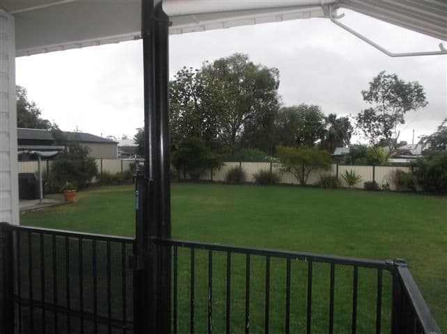 35a Bowen Street, ROMA QLD 4455, Roma - Thumbnail 2