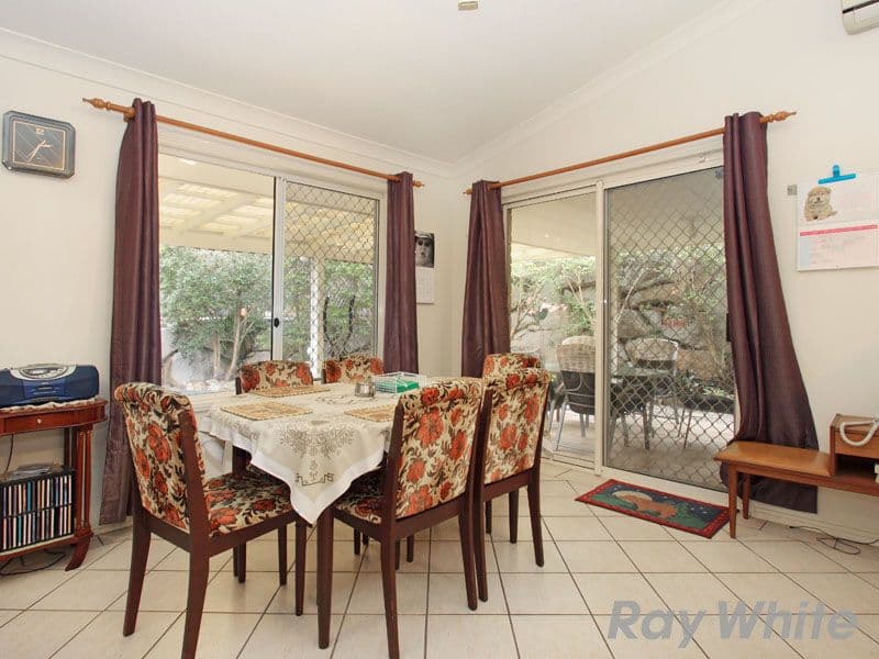 21 Thomas Place, UPPER KEDRON QLD 4055, Upper Kedron - Thumbnail 4