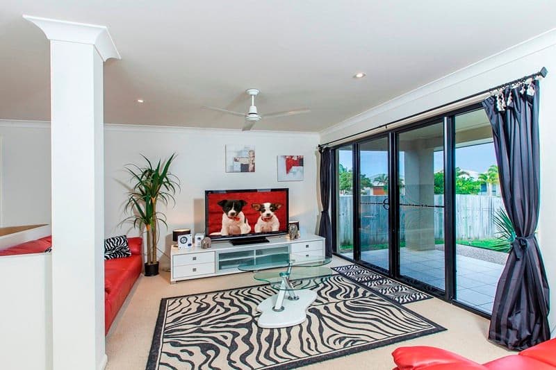 60 O'Reilly Drive, CALOUNDRA WEST QLD 4551, Caloundra West - Thumbnail 2