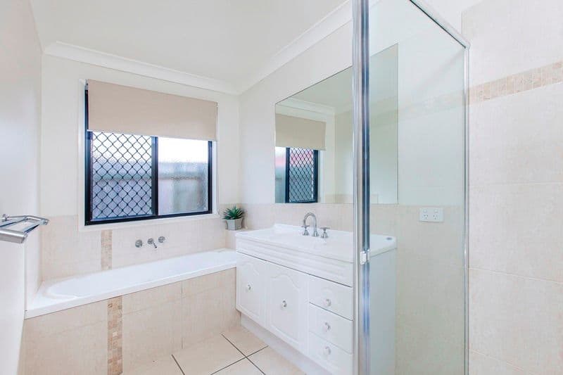 60 O'Reilly Drive, CALOUNDRA WEST QLD 4551, Caloundra West - Thumbnail 6