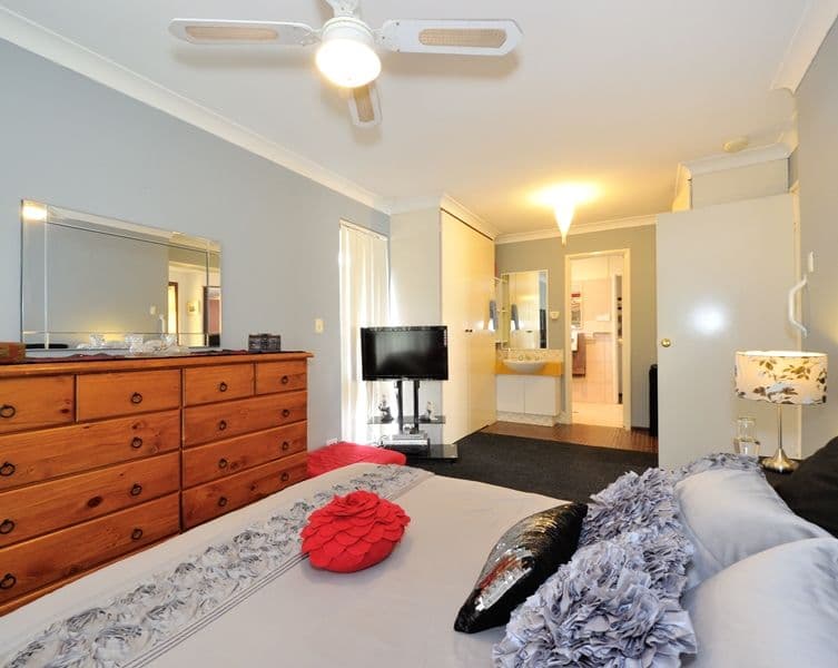21 Hawkins Street, Rockingham WA 6168, Rockingham - Thumbnail 2