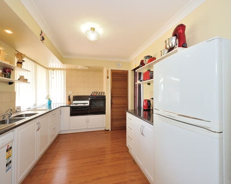 21 Hawkins Street, Rockingham WA 6168, Rockingham - Thumbnail 7